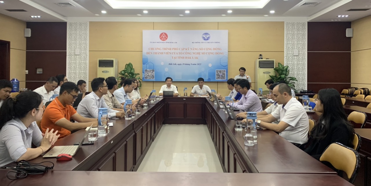 Đắk Lắk bồi dưỡng, tập huấn kỹ năng số cho Tổ công nghệ số cộng đồng trên địa bàn tỉnh năm 2022